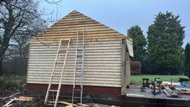 Hard standing and garage (7).jpg